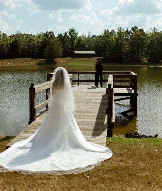 Lakeside Wedding Venue in MS