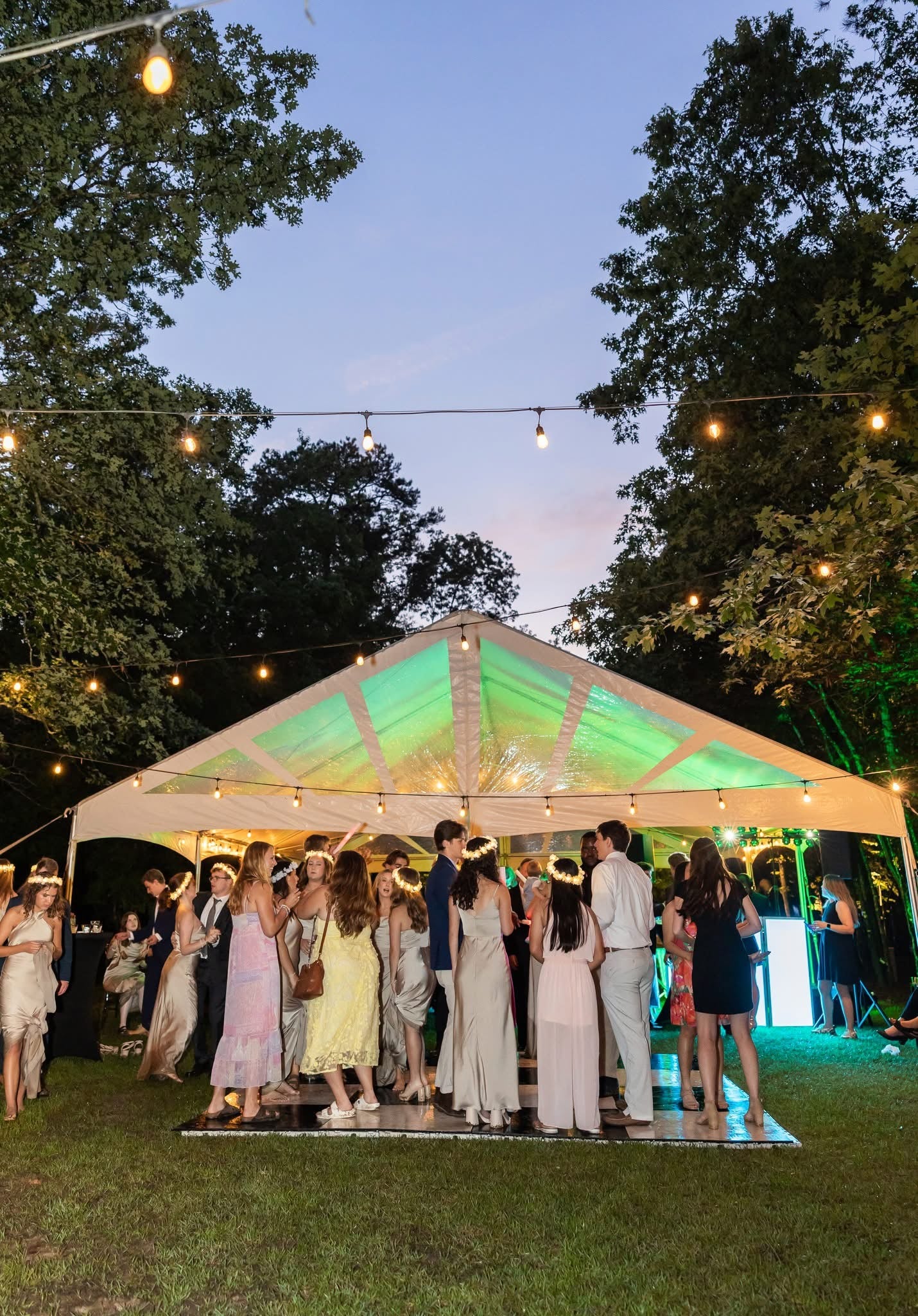 tented wedding at affordable Mississippi wedding venue